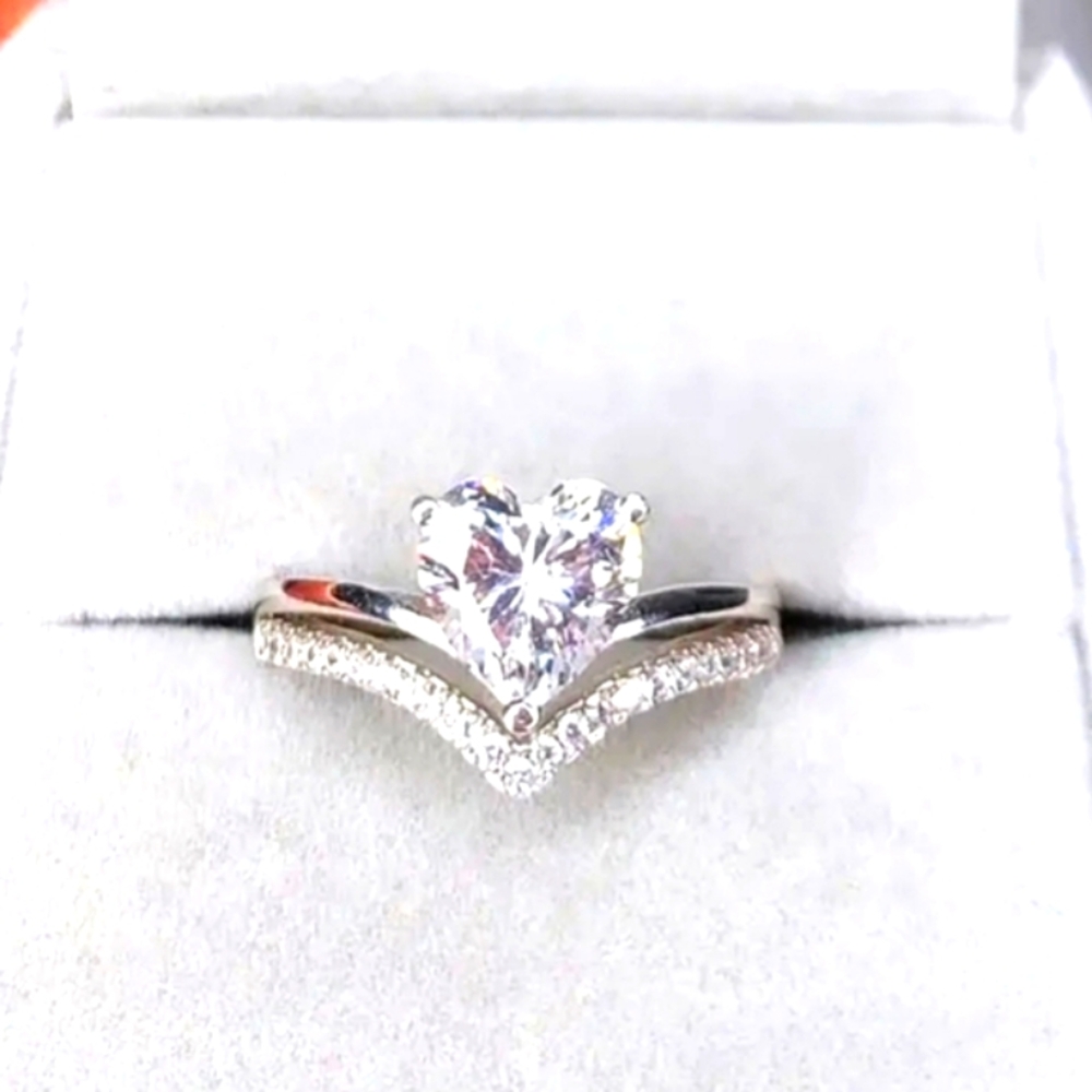 Women's Heart Shaped Hypoallergenic Ring